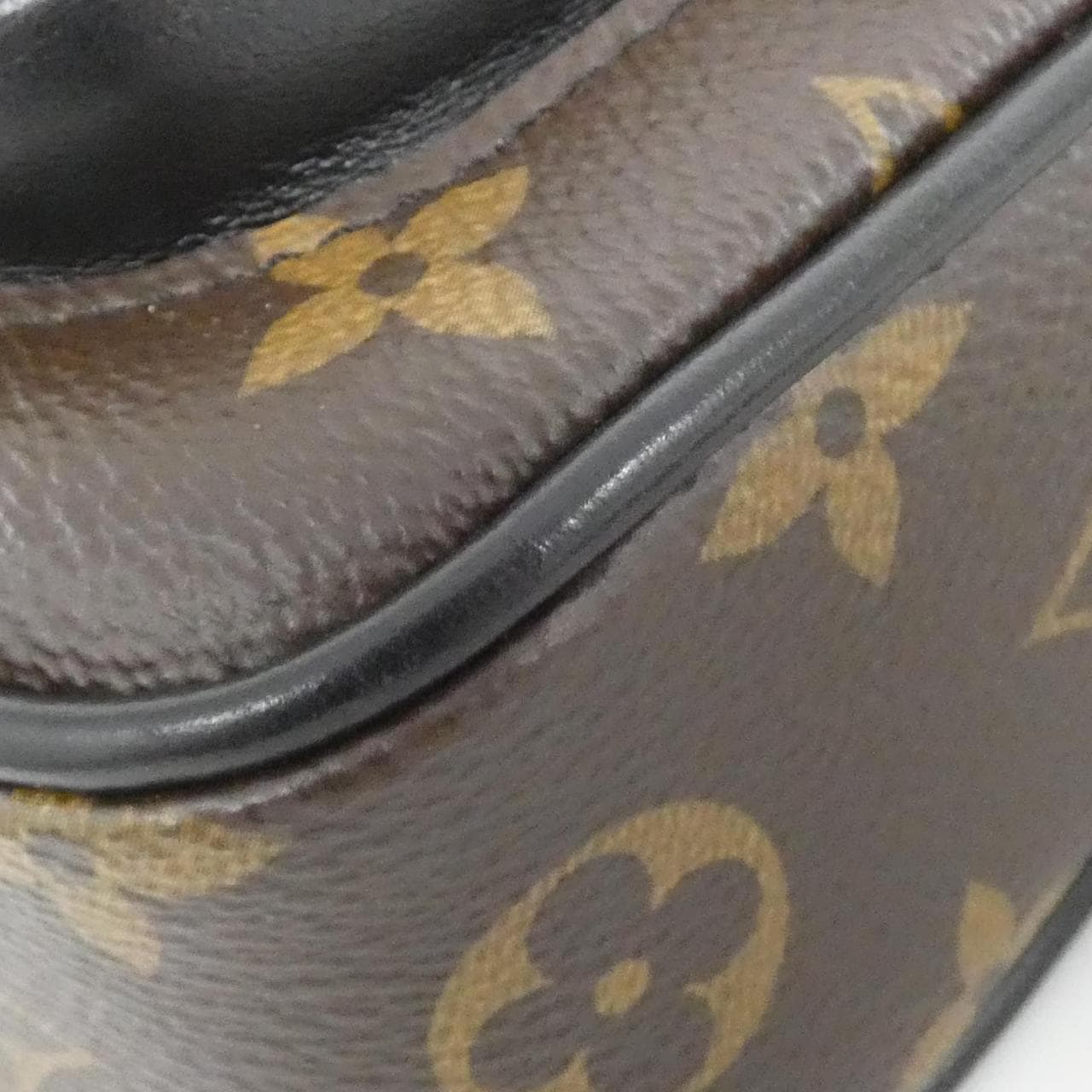 LOUIS VUITTON Monogram Macassar Christopher 穿戴式錢包 M69404 肩背包