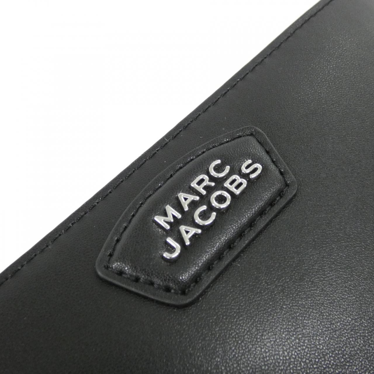 【新品】マークジェイコブス THE EVERYDAY 2R5SMP015S01 財布