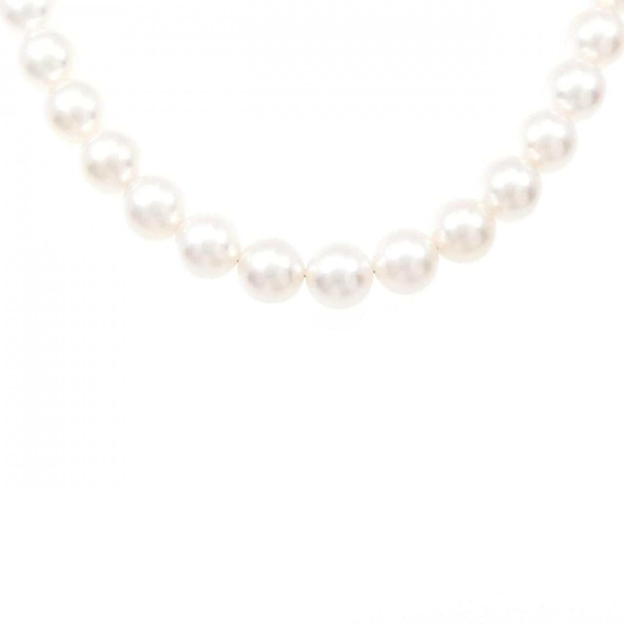 Silver clasp Akoya pearl necklace 8.5mm