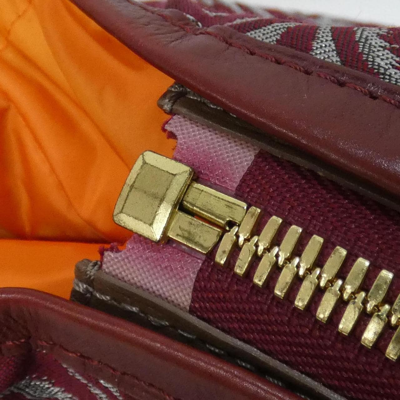 ルイヴィトン アヴィエーター M40384 バッグ