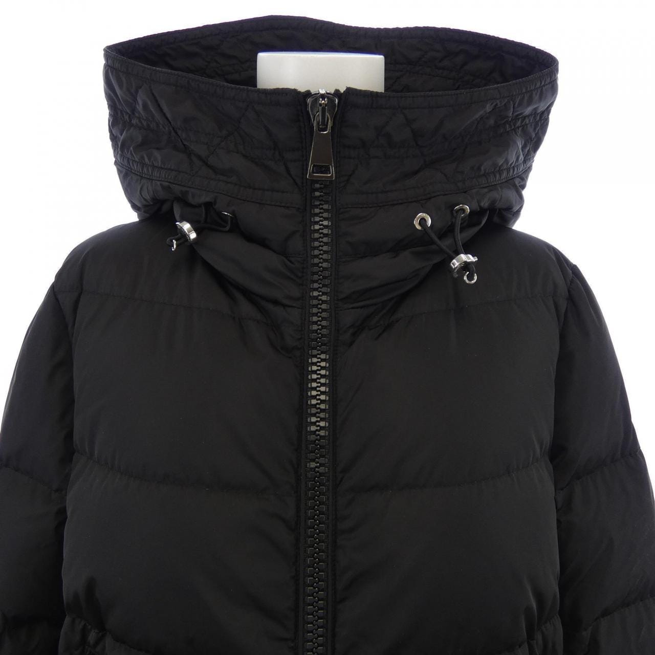 モンクレール MONCLER NESEA ダウンジャケット