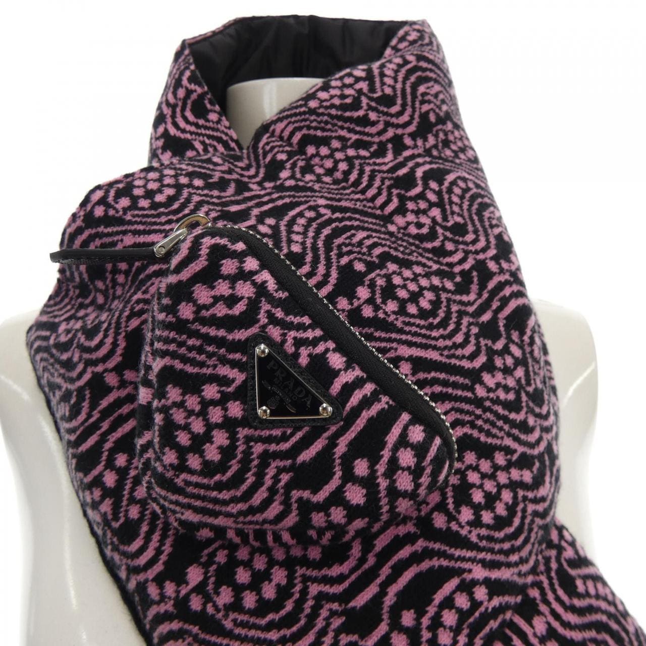 プラダ PRADA MUFFLER