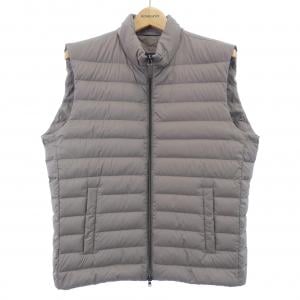 ヘルノ Herno PI0632U ダウンベスト