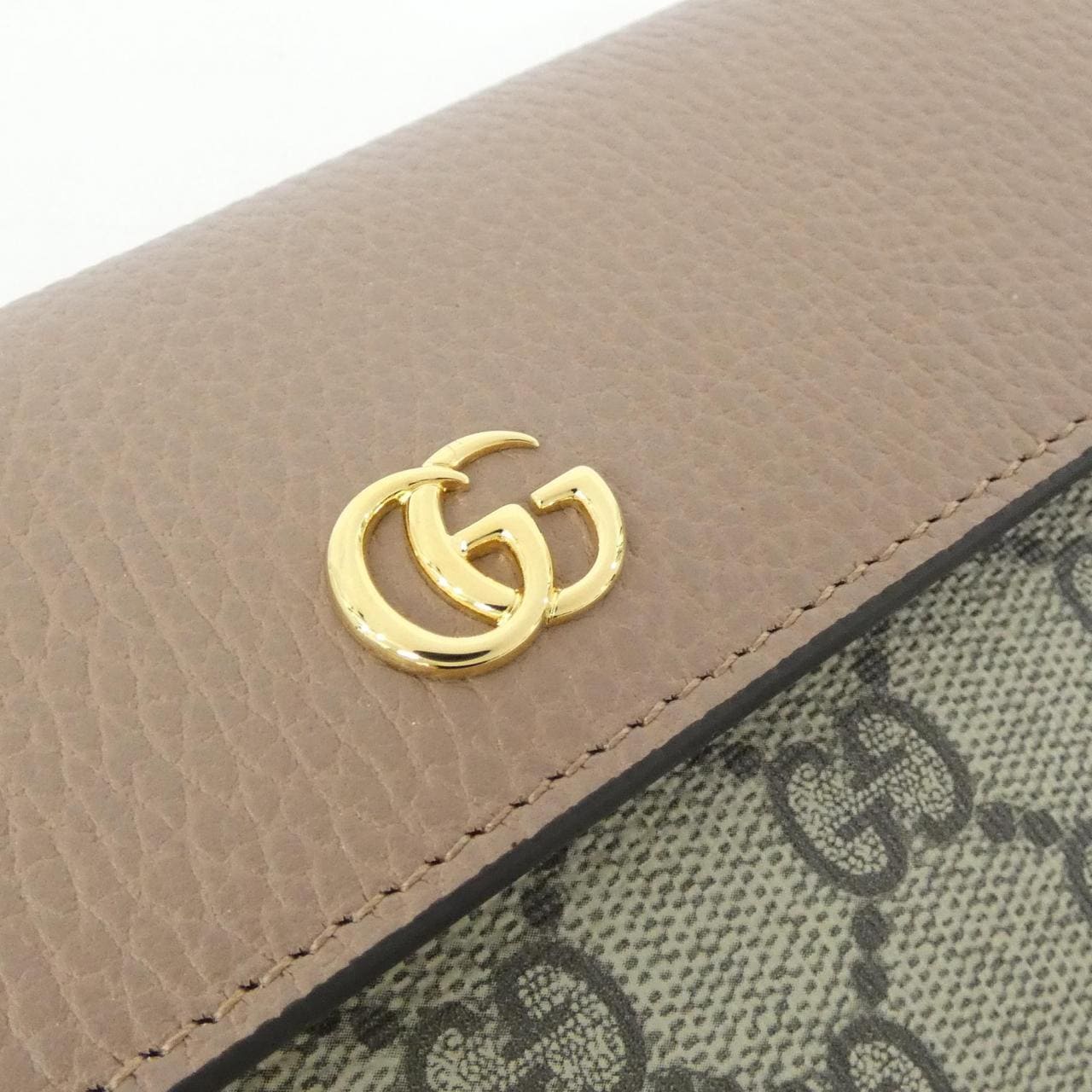 【新品】グッチ GG MARMONT 456116 17WAG 財布
