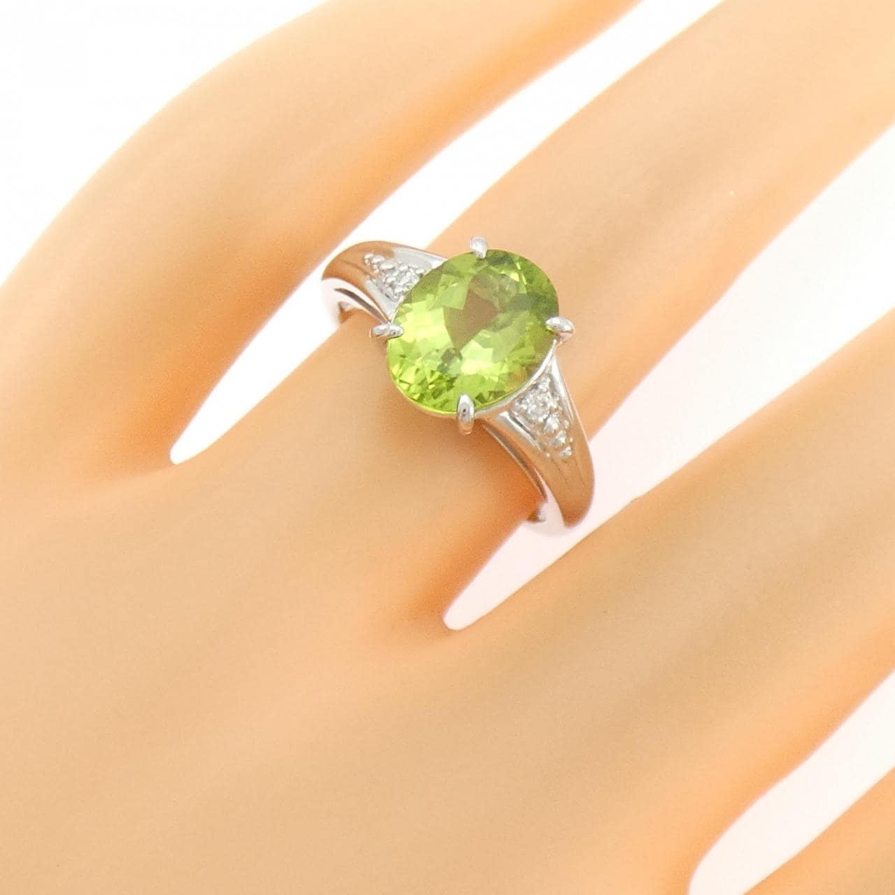 PT900 ペリドット リング 2.55CT