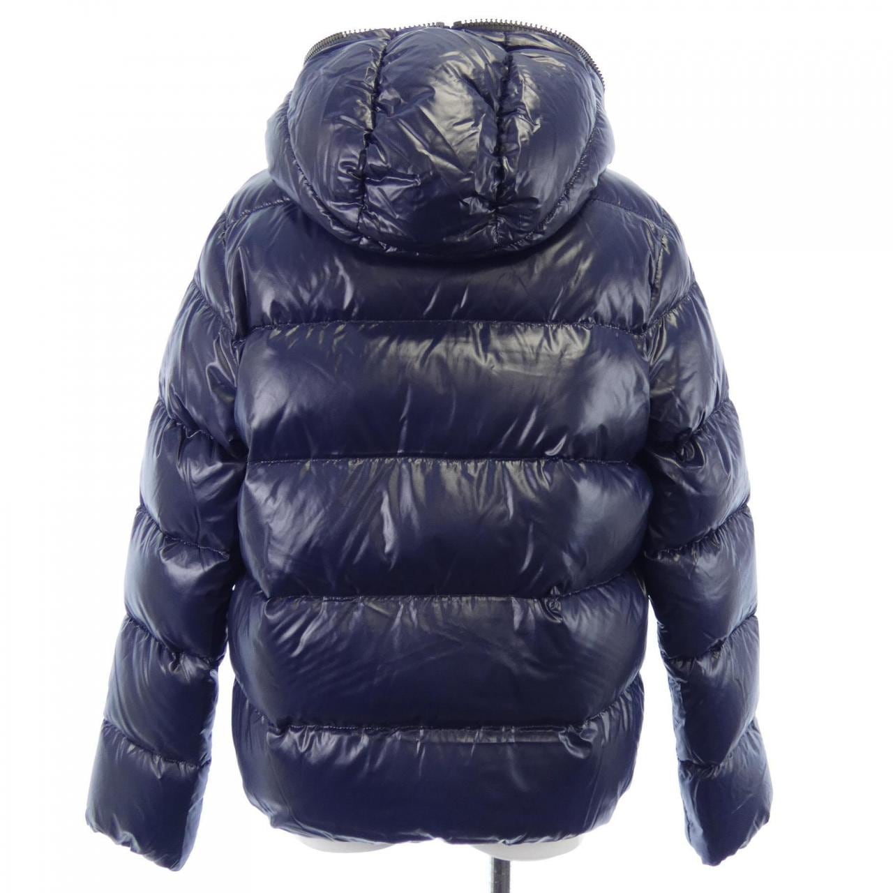 デュベティカ DUVETICA ダウンジャケット