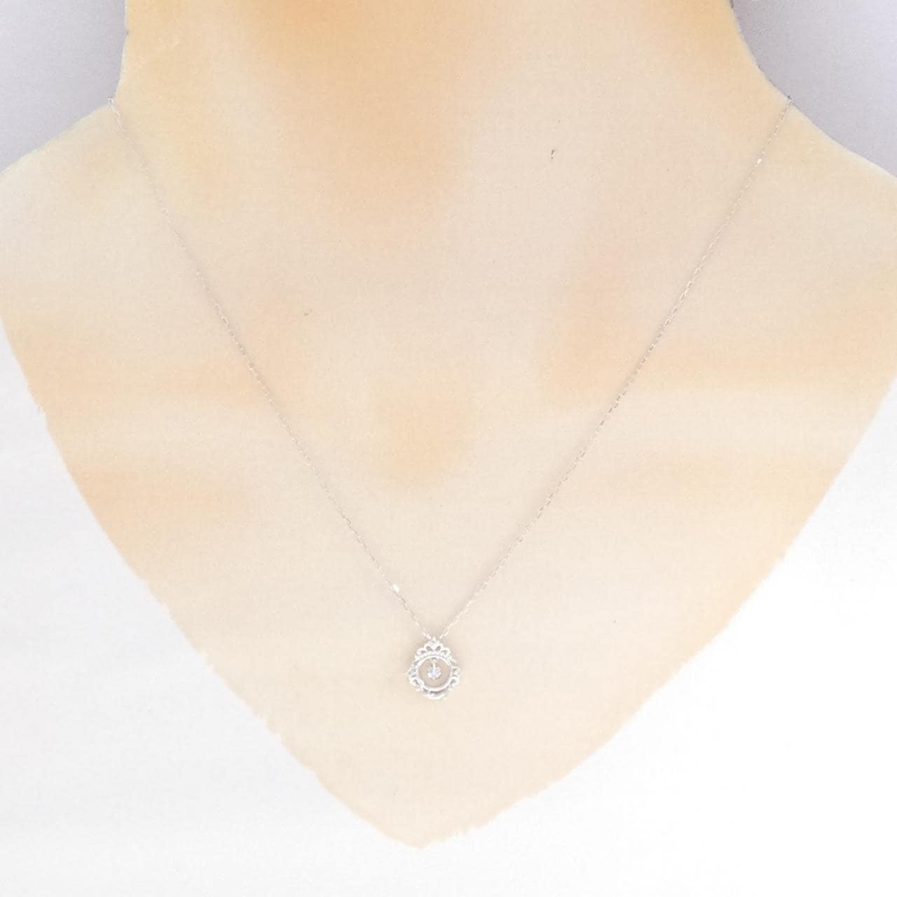 K10WG ホワイトトパーズ ネックレス