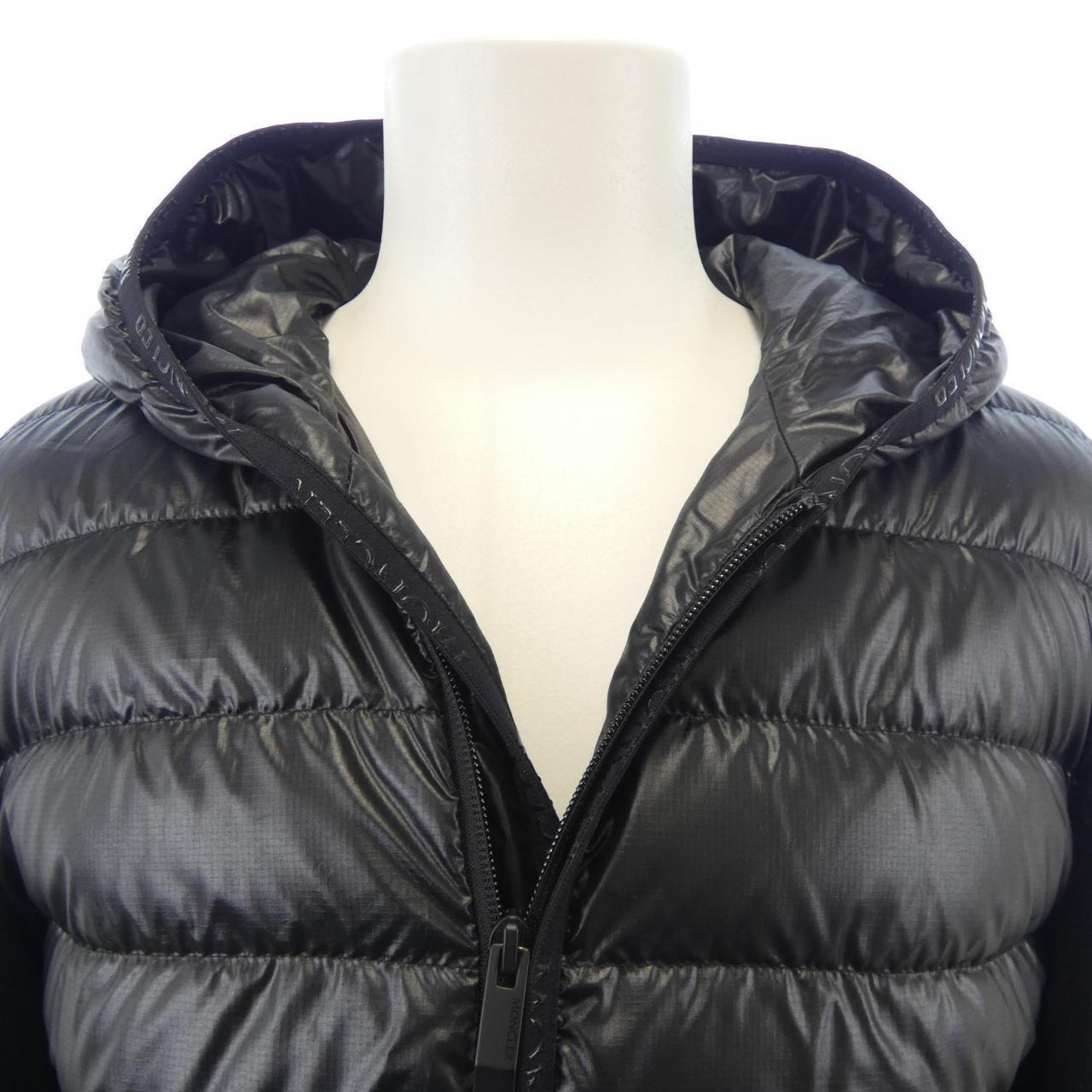 モンクレール MONCLER 20919B00004 ダウンジャケット