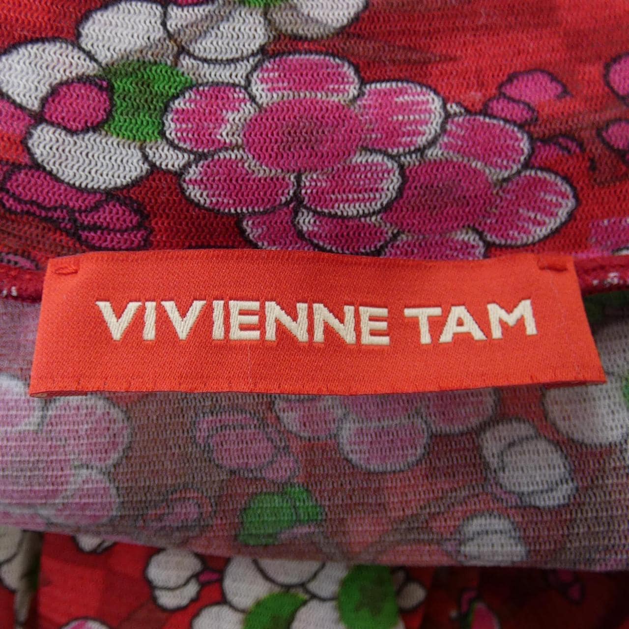 ヴィヴィアンタム VIVIENNE TAM トップス