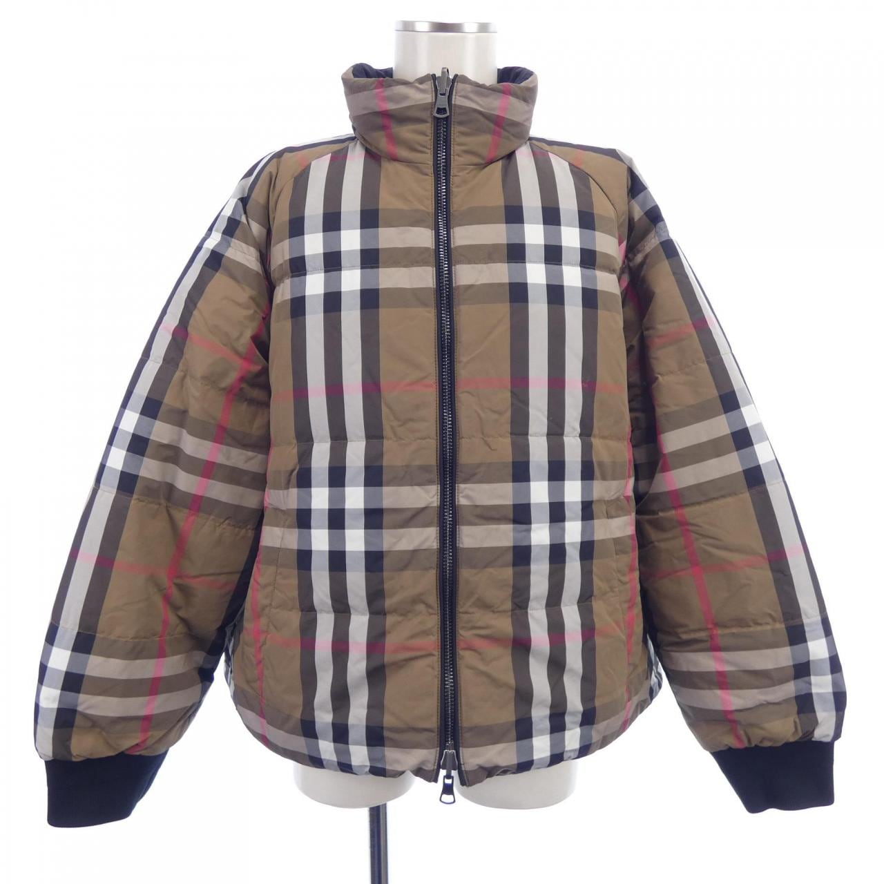 BURBERRY巴寶莉羽絨服
