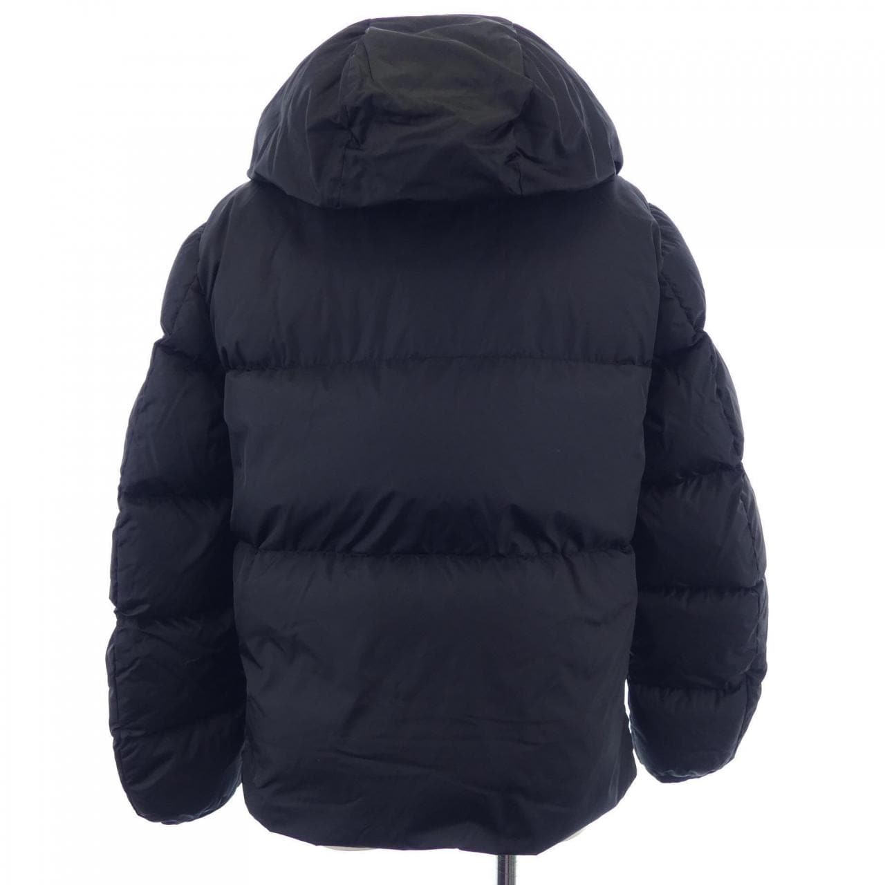 モンクレール MONCLER ダウンジャケット