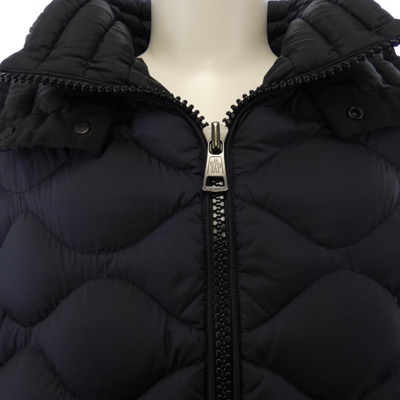 モンクレール MONCLER MORANDIERES ダウンジャケット