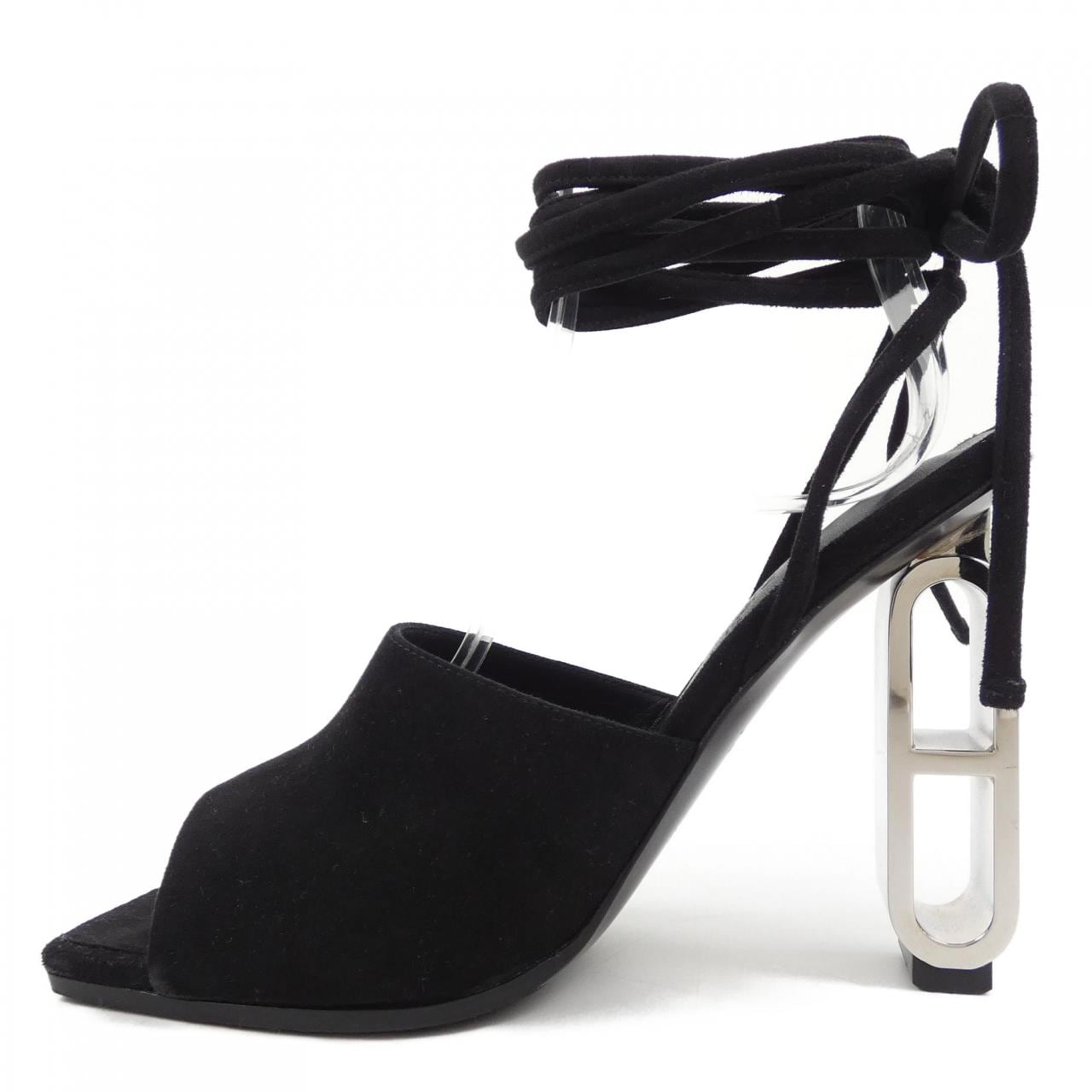 エルメス HERMES イメージ シェーヌダンクル 241086Z サンダル