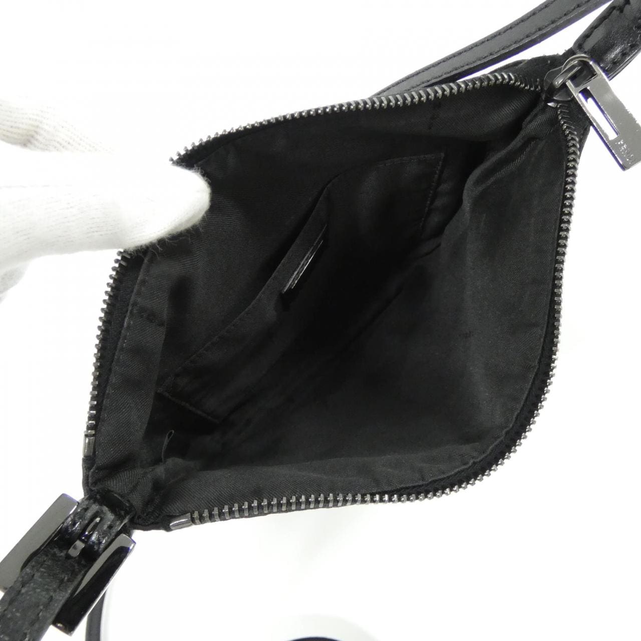 【ヴィンテージ】フェンディ 8BT047 ショルダーバッグ