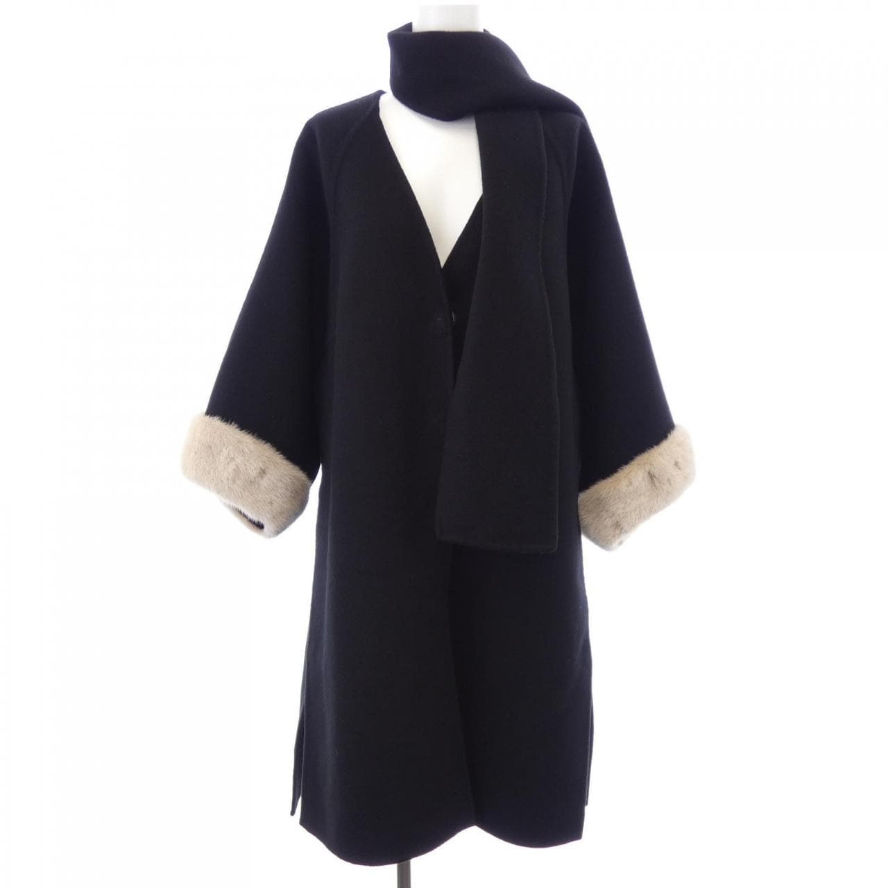 フェンディ FENDI FF8450 W18 コート