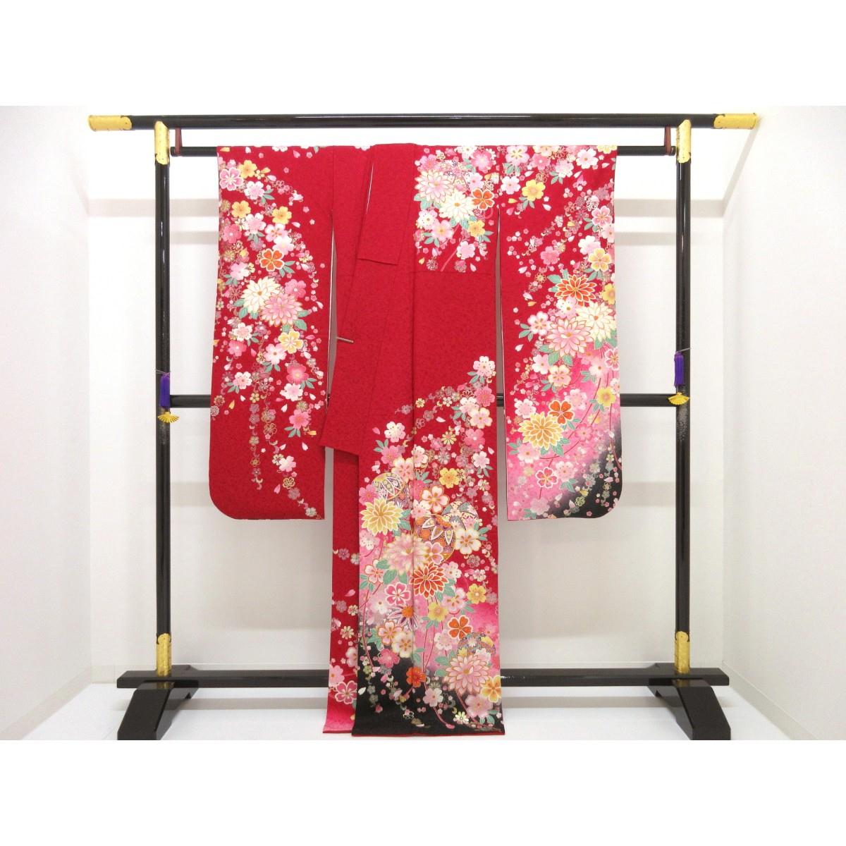 振袖　金通しボカシ染　友禅金彩加工　刺繍入り