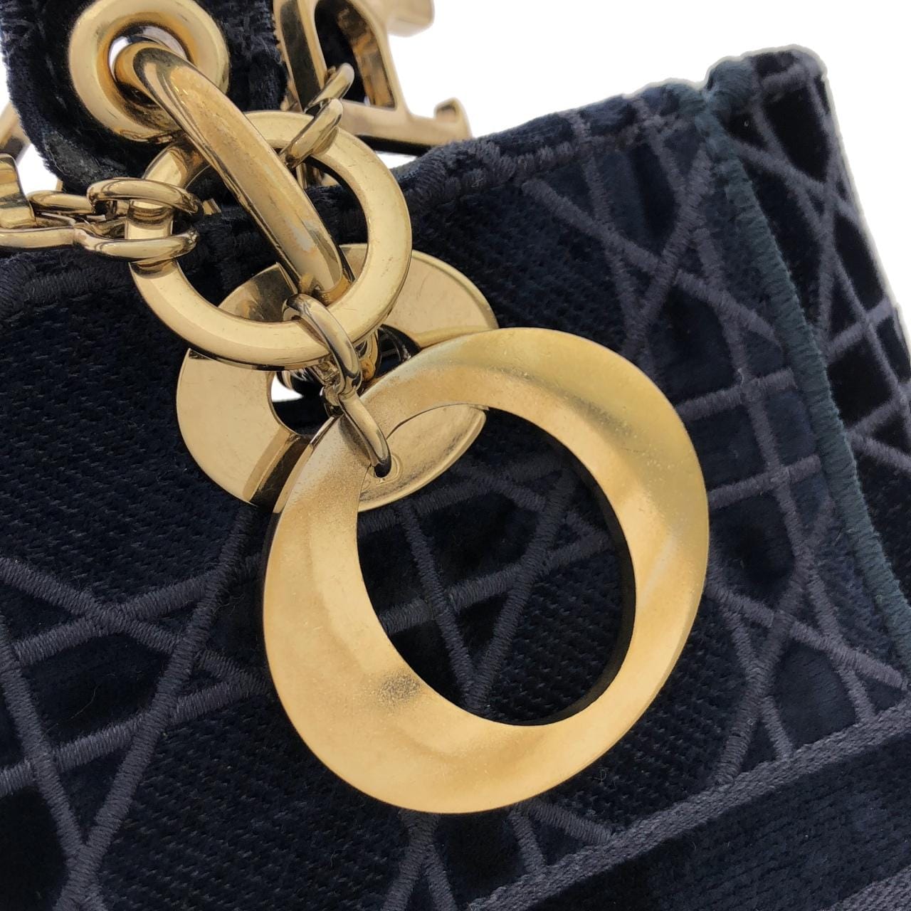 クリスチャンディオール レディ ディーライト ミディアム M0565OWVP バッグ