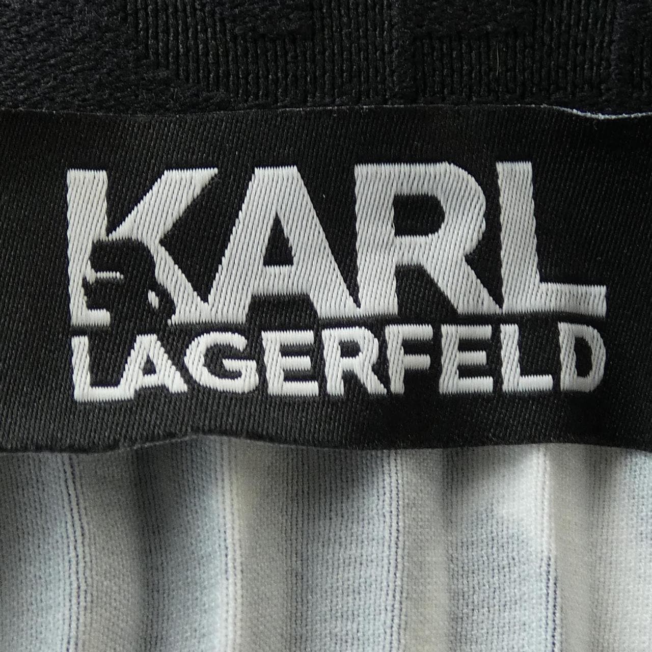 カールラガーフェルド Karl Lagerfeld スカート