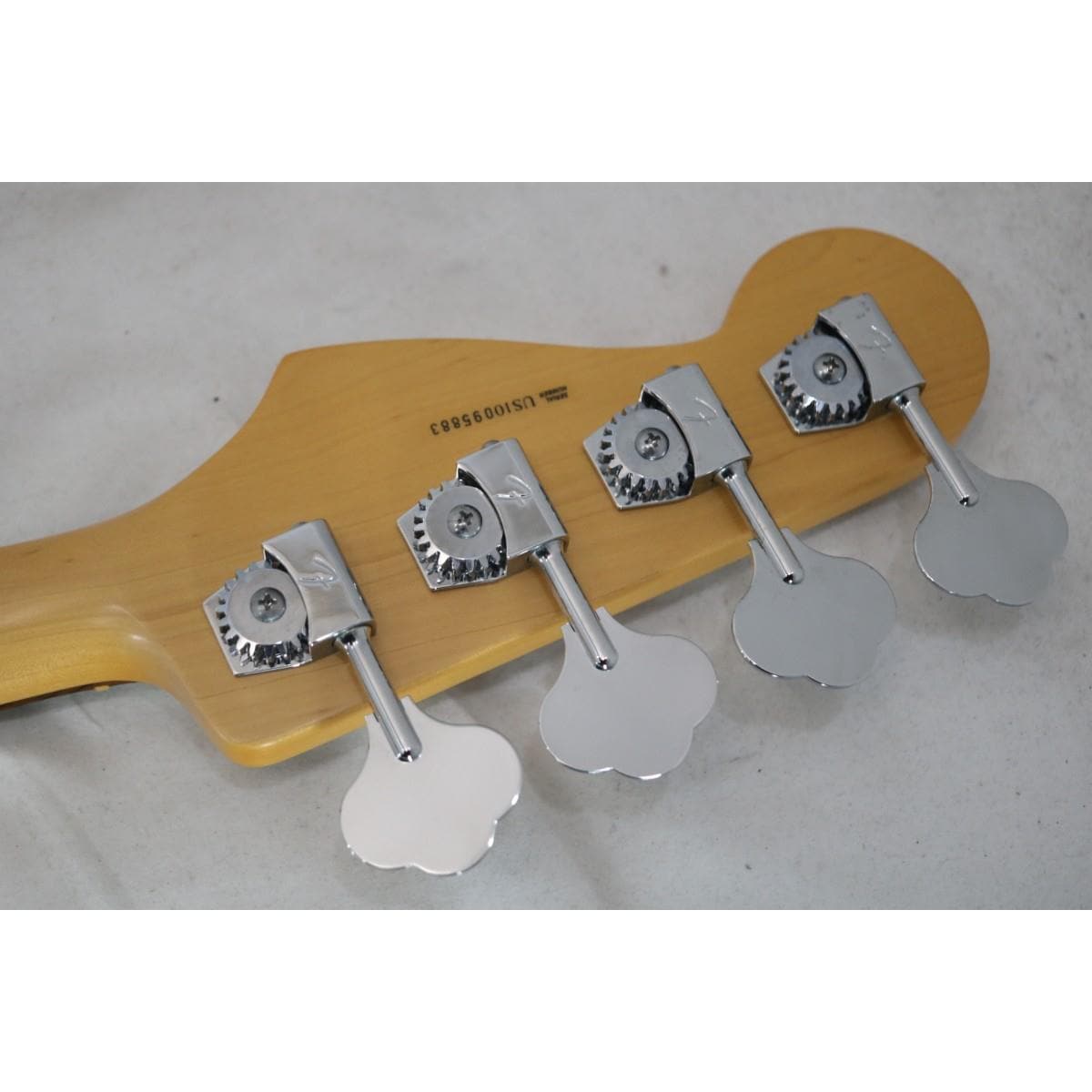 ＦＥＮＤＥＲ　　ＡＭＥＲＩＣＡＮ　ＳＴＡＮＤＡＲＤ　ＪＢ