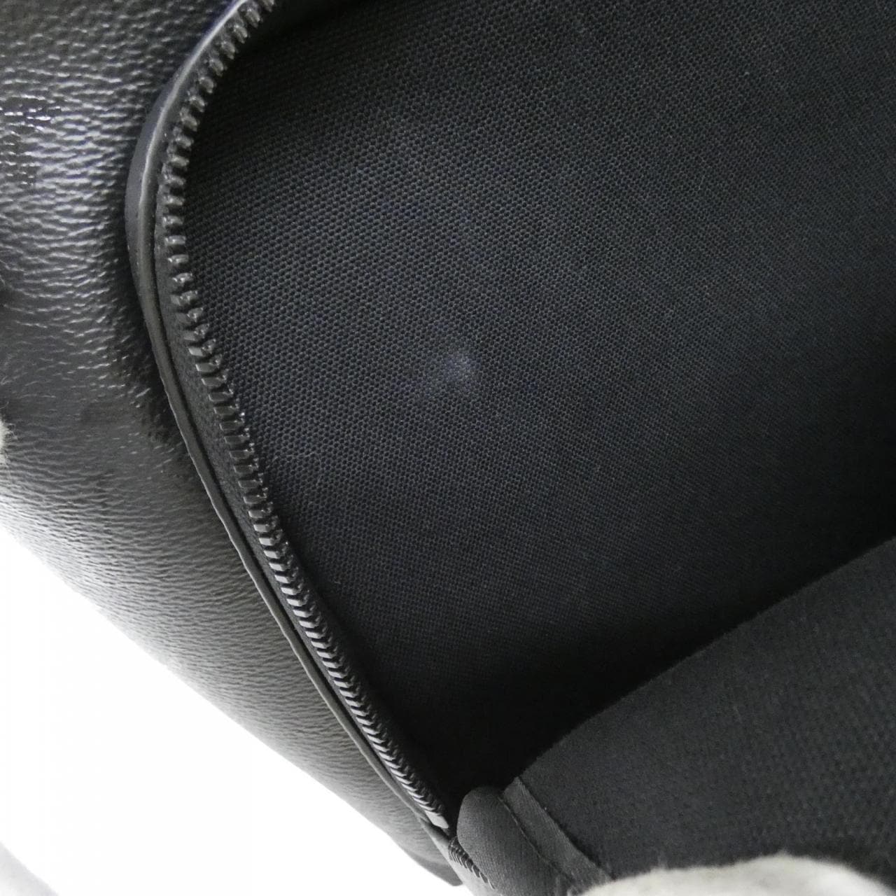 ルイヴィトン モノグラム　ミッドナイト ディスカバリー カーゴ バックパック M26765 リュックサック