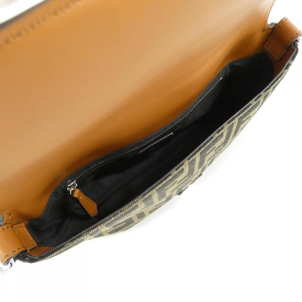 フェンディ バゲット 7VA472 AFBM ウエストバッグ