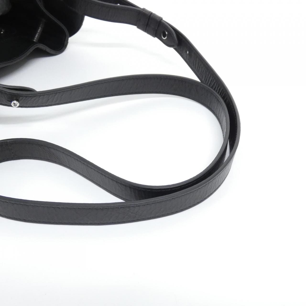 クリスチャンディオール Dモーション スモール M2851PMJQ ショルダーバッグ