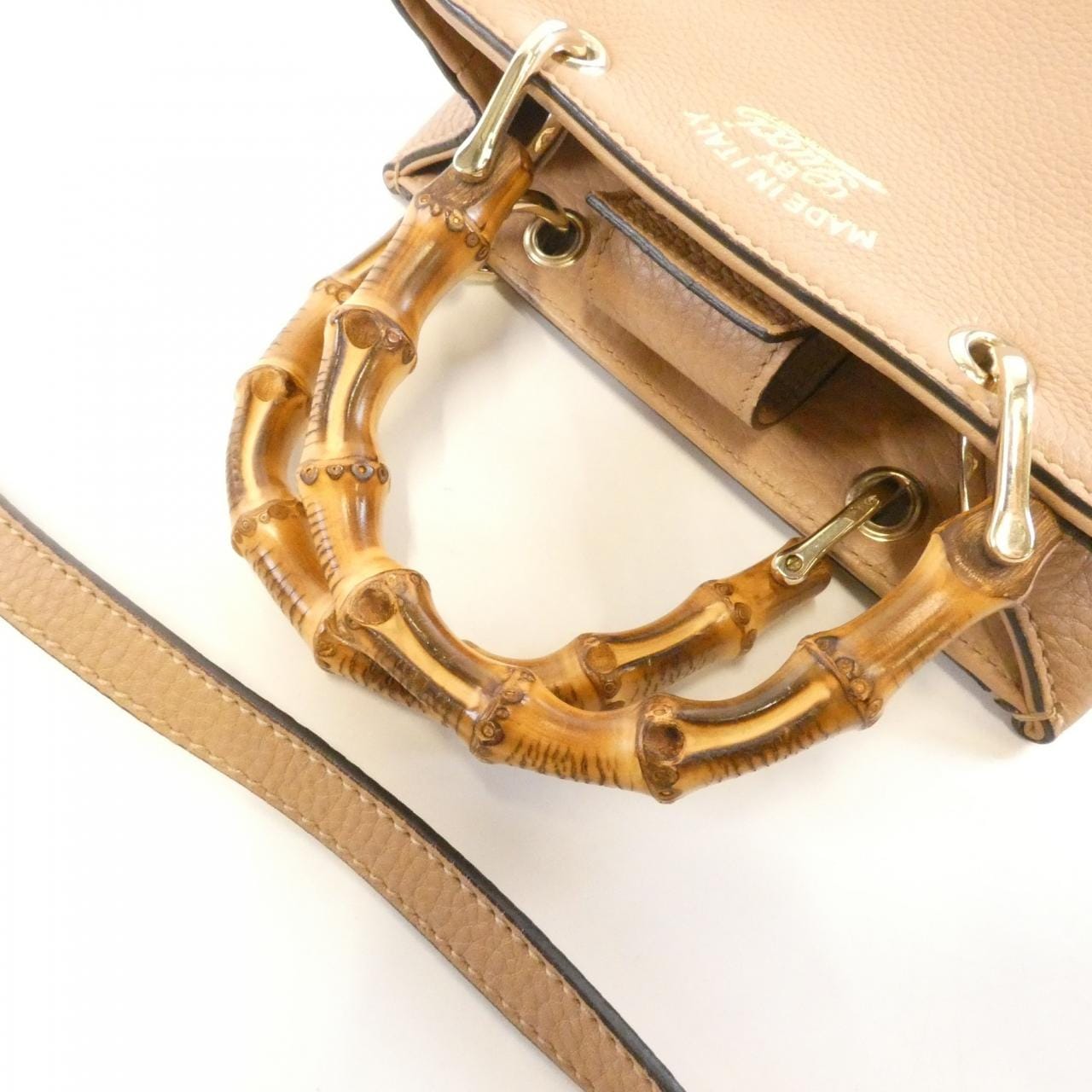 グッチ 368823 A7M0G バッグ