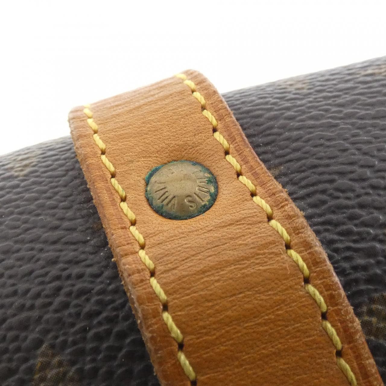 ルイヴィトン モノグラム ソミュール 30cm M42256 ショルダーバッグ