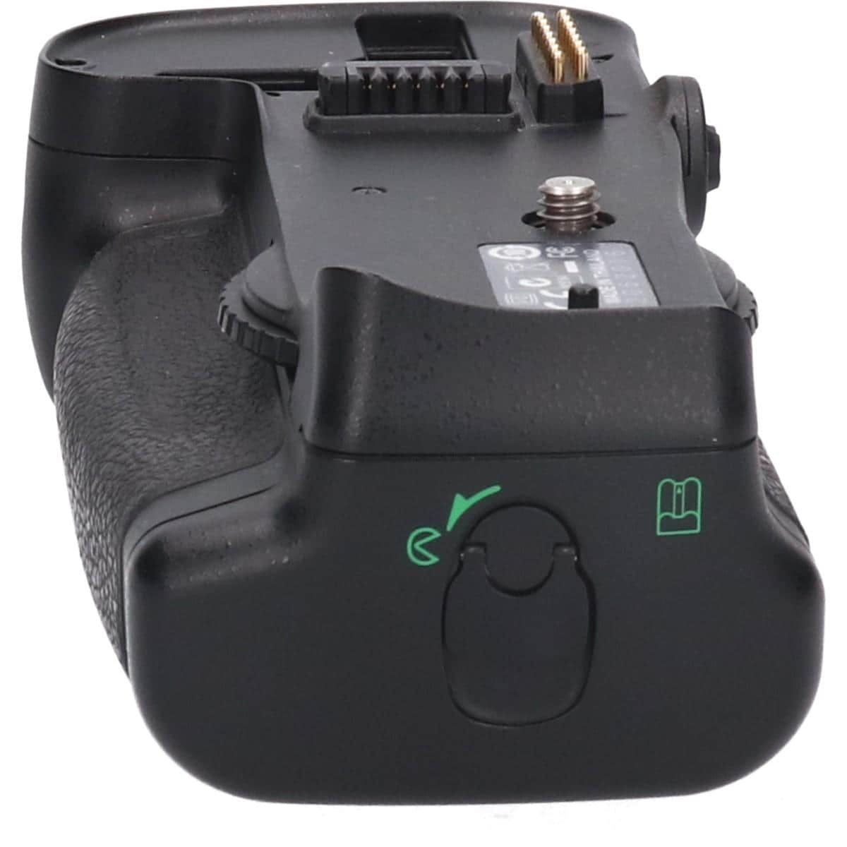 MB-D10 (D700, D300, D300S)