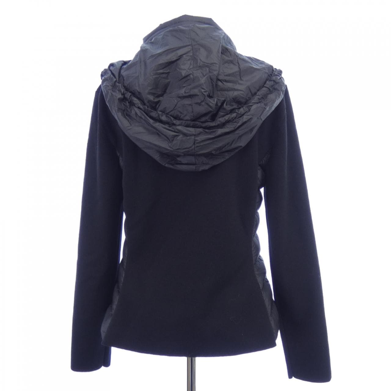 モンクレール MONCLER 10939B00006 ダウンジャケット