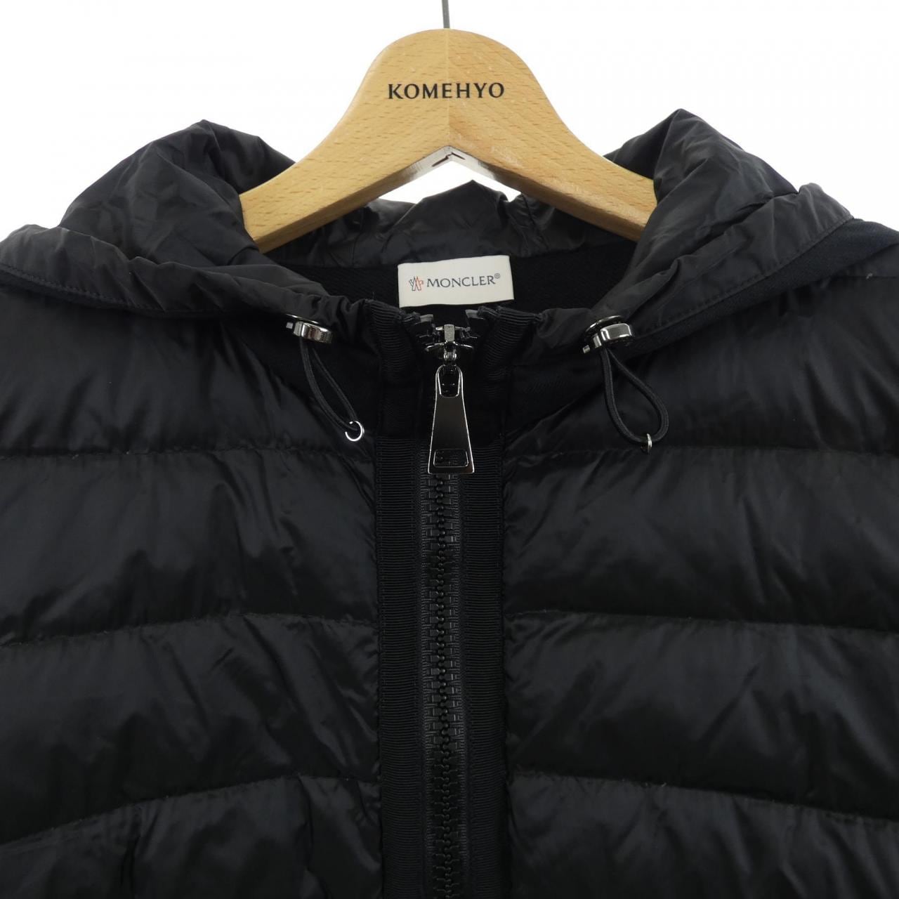 モンクレール MONCLER 20938496000 ダウンジャケット
