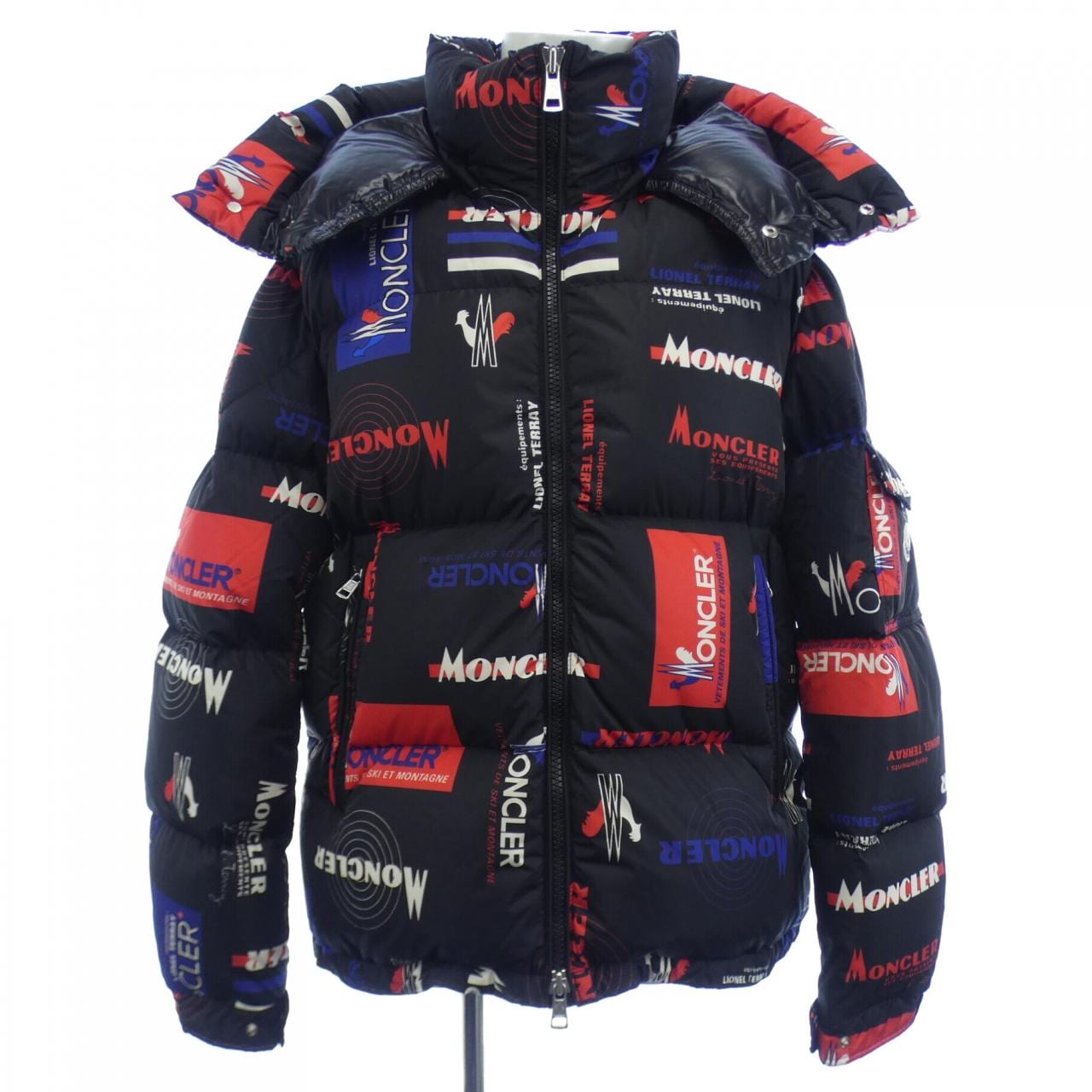 モンクレール MONCLER ダウンジャケット