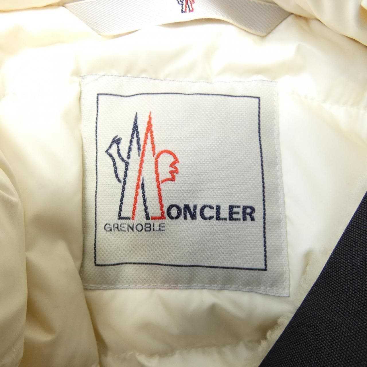 モンクレールグルノーブル MONCLER GRENOBLE MORBIHAN ダウンジャケット