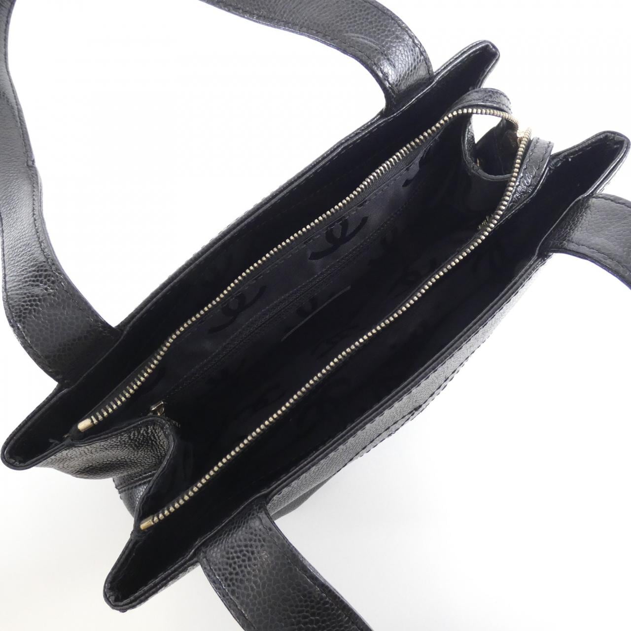 シャネル ショルダーバッグ