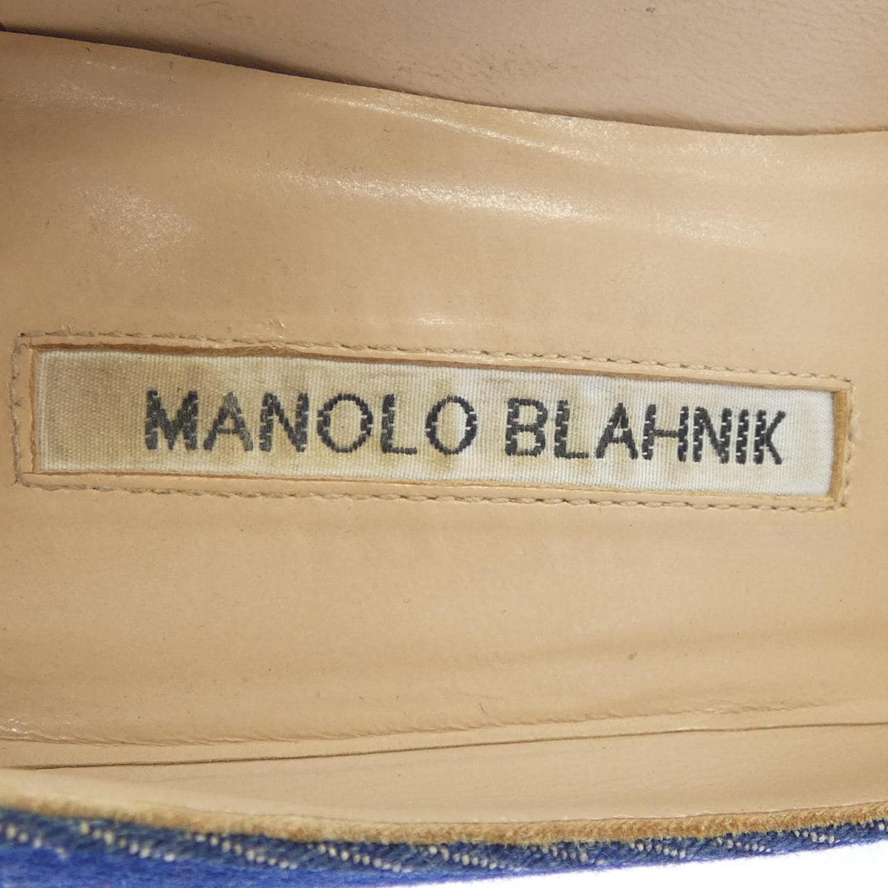 マノロブラニク MANOLO BLAHNIK パンプス