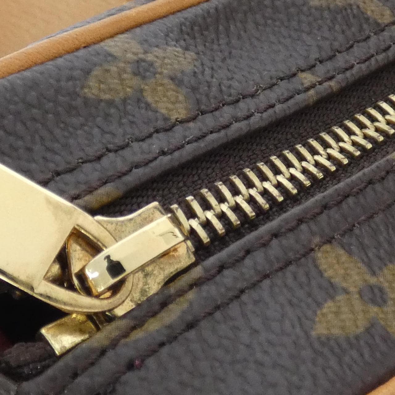 LOUIS VUITTON Monogram Croissant MM M51512 Shoulder Bag