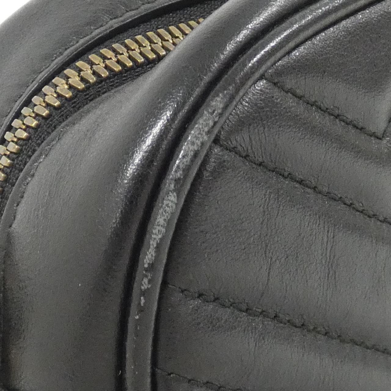 グッチ GG MARMONT 447632 DTD1T ショルダーバッグ