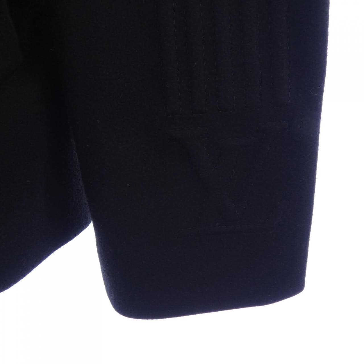 ルイヴィトン LOUIS VUITTON エンボスカラコラムピーコート HNC02WND1 コート