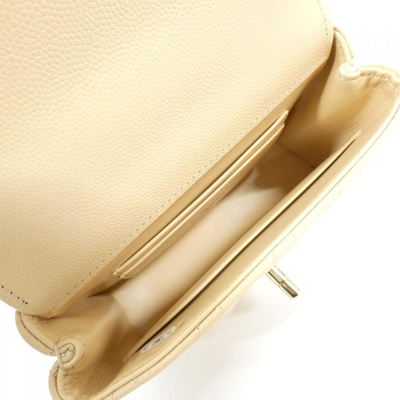 シャネル AP4244 チェーンクラッチ