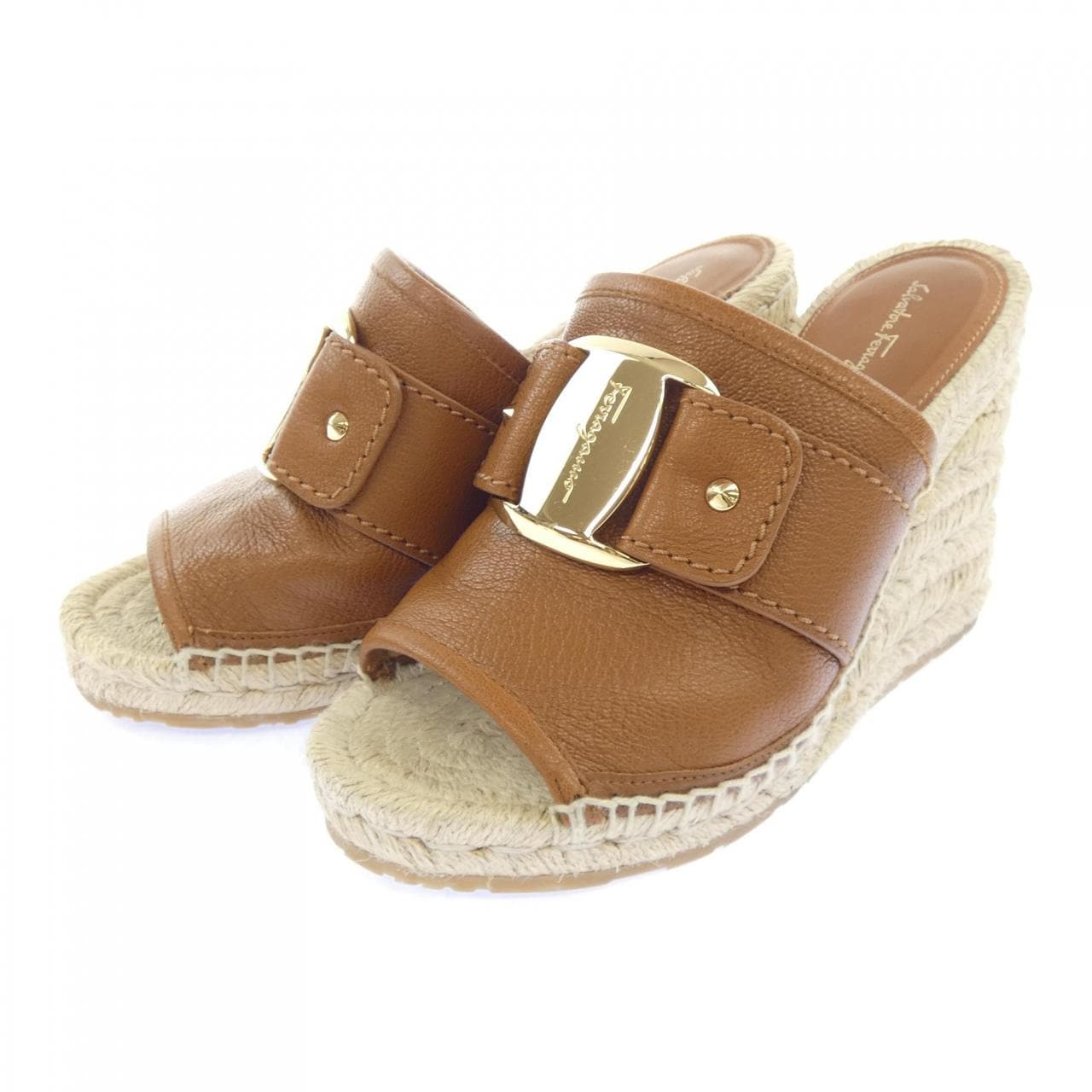 サルヴァトーレフェラガモ SALVATORE FERRAGAMO サンダル