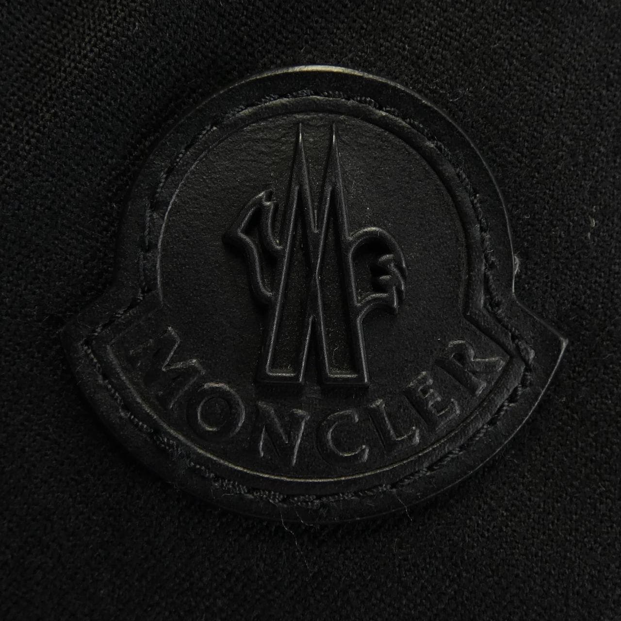 モンクレール MONCLER ダウンジャケット