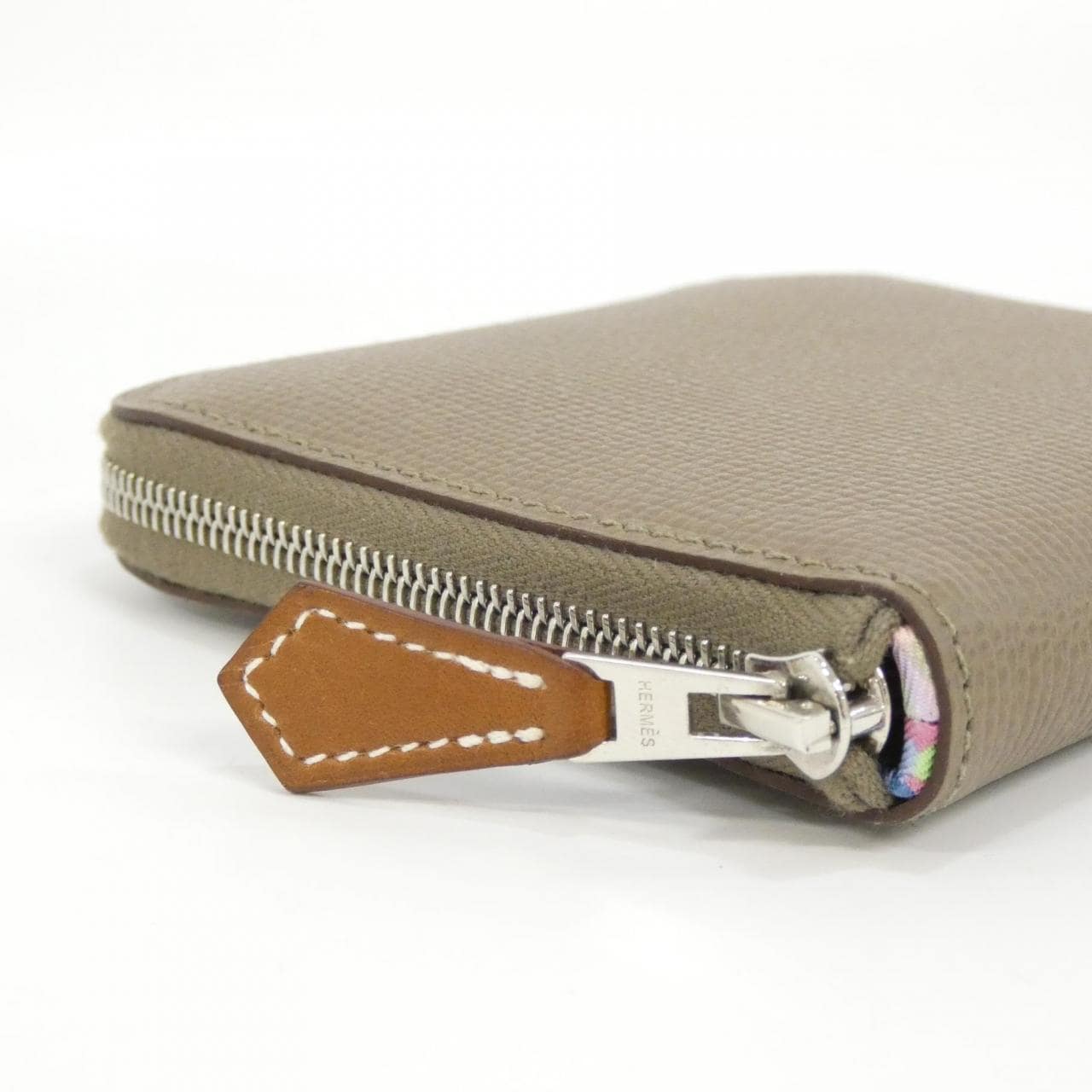 エルメス EN LIBERTE シルク イン コンパクト 084266CK 財布