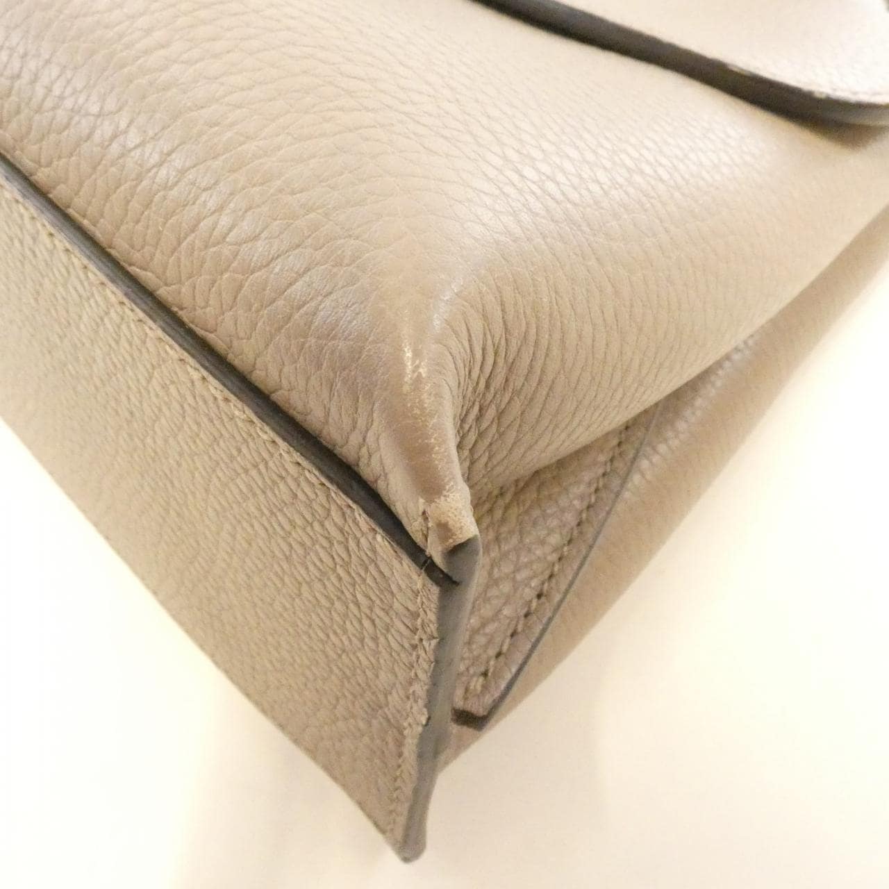 グッチ 370831 A7M0N バッグ