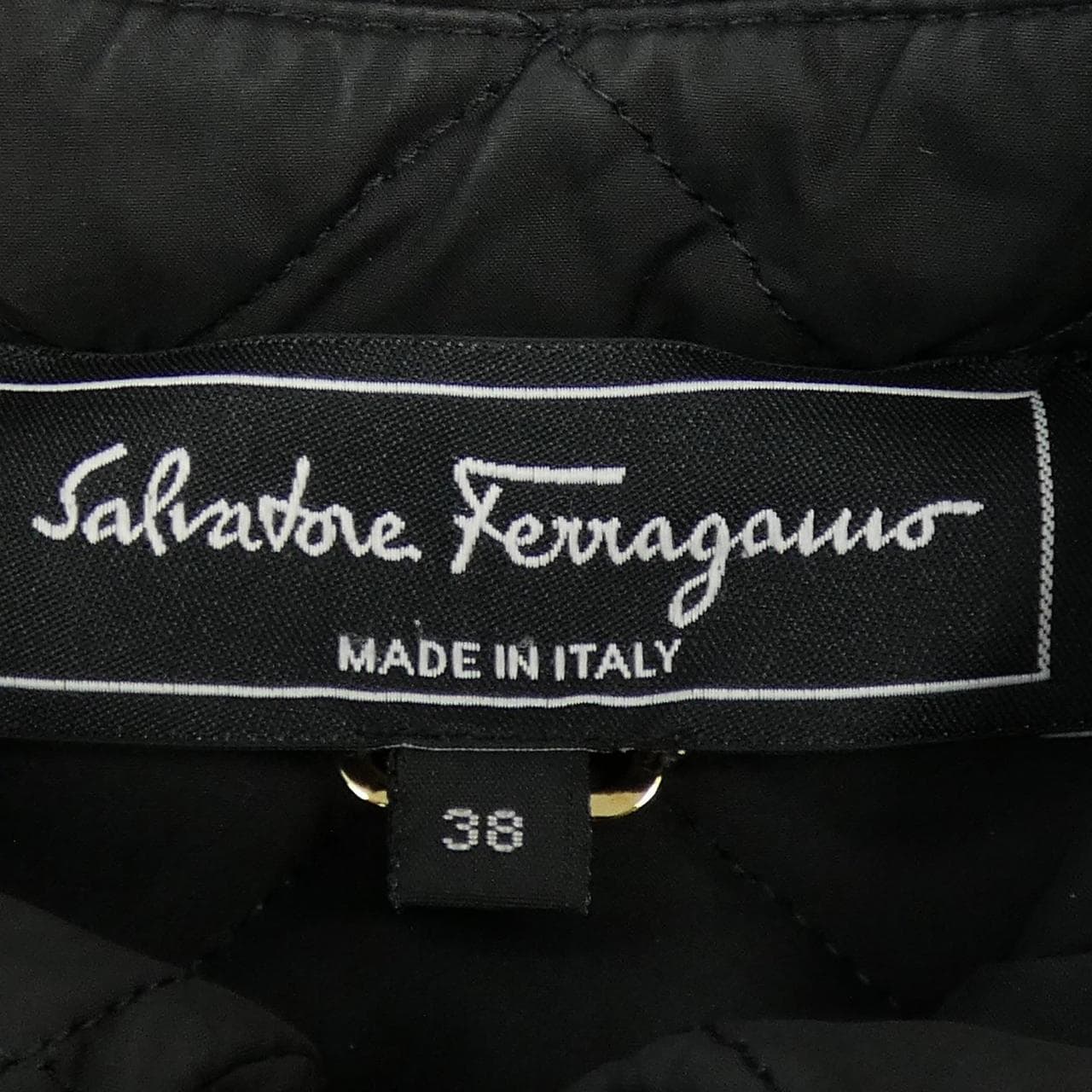 サルヴァトーレフェラガモ SALVATORE FERRAGAMO コート