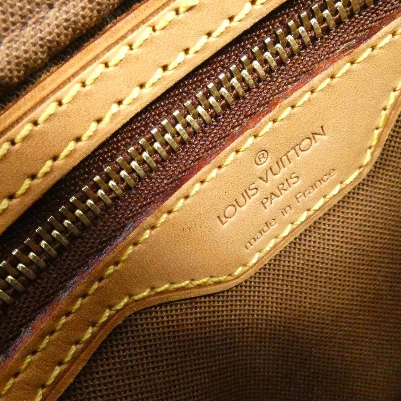 LOUIS VUITTON Monogram Trotter M51240 Shoulder Bag