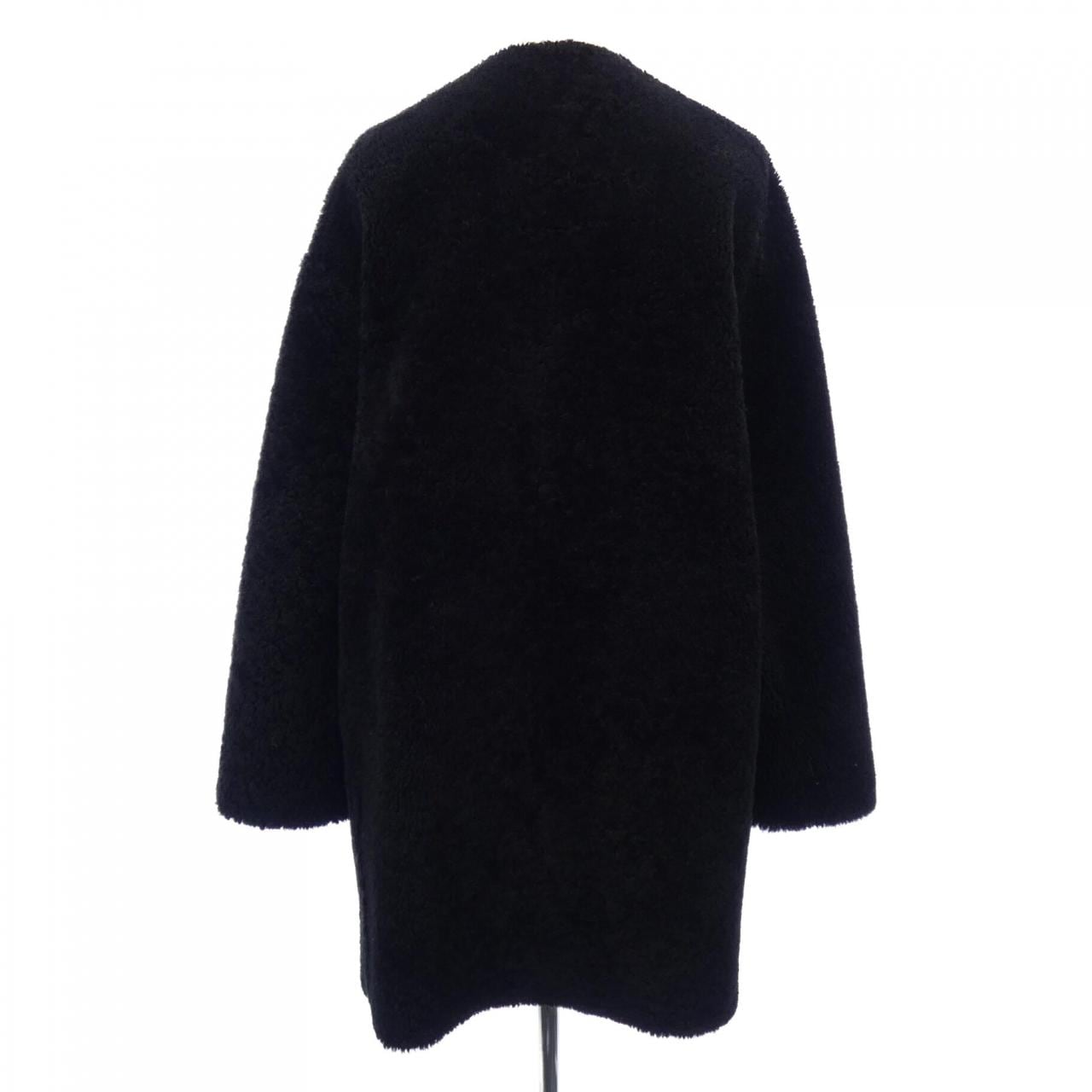 ルイヴィトン LOUIS VUITTON F4LC03KZC ムートンコート