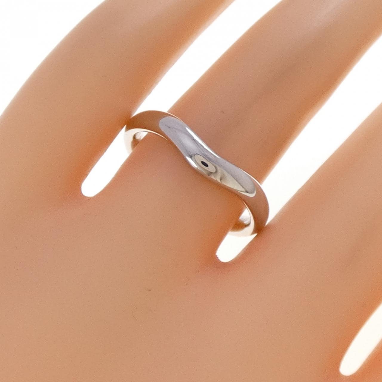 ティファニー カーブド リング