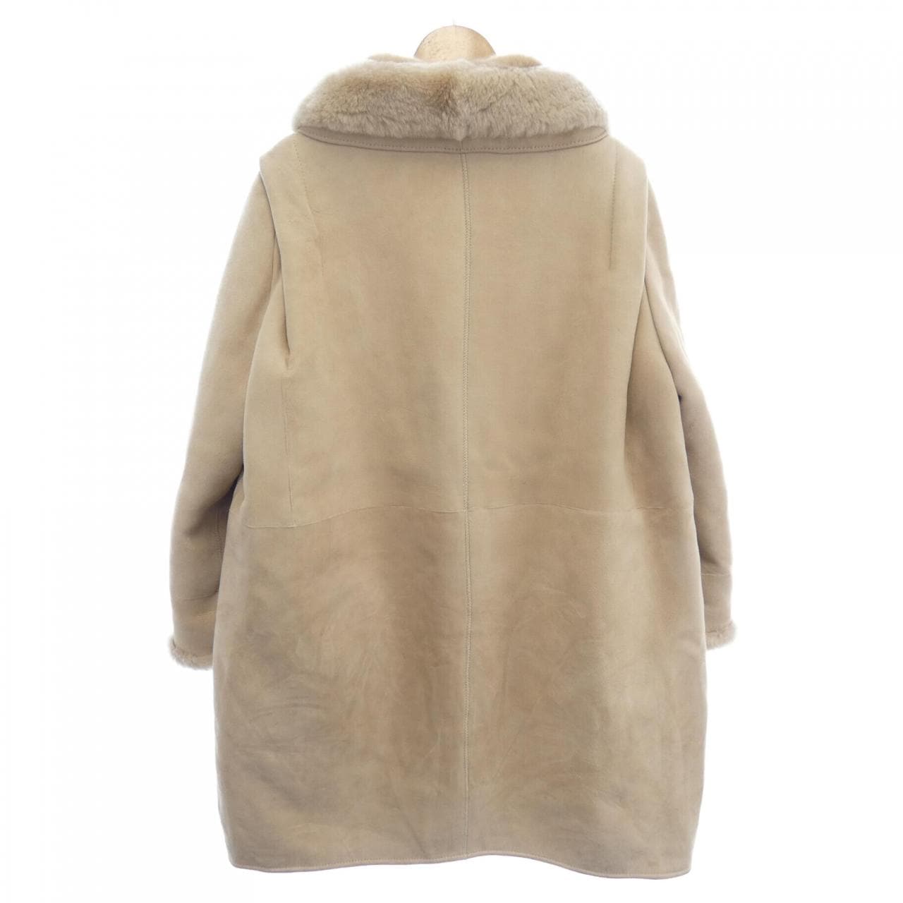 FOSSI Mouton coat