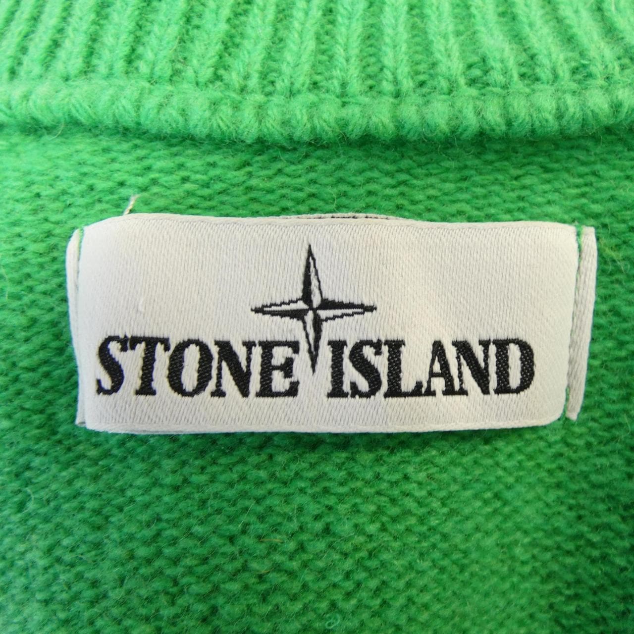石島STONE ISLAND 7515535A3針織衫