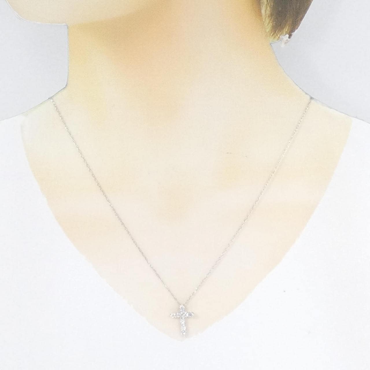 PT cross Diamond necklace